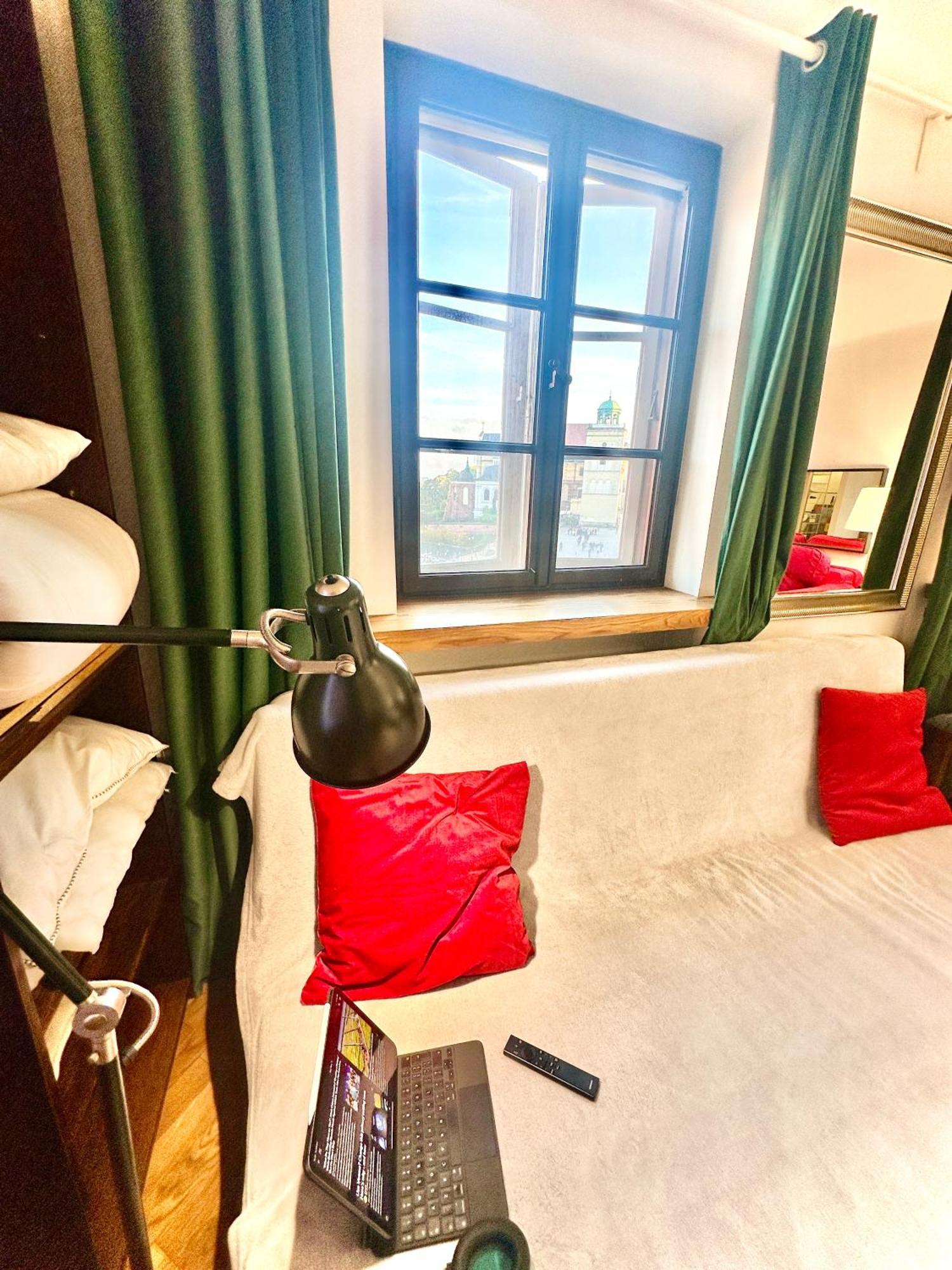 Old Town Best View Wifi 300 Mb/S Huge Screen Netflix Appletv Amazontv Warszawa Exteriör bild