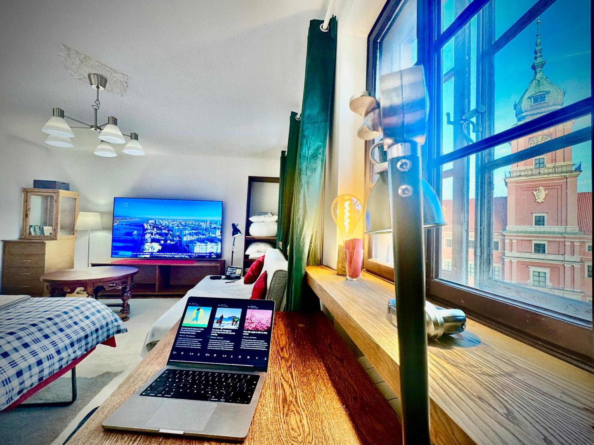 Old Town Best View Wifi 300 Mb/S Huge Screen Netflix Appletv Amazontv Warszawa Exteriör bild