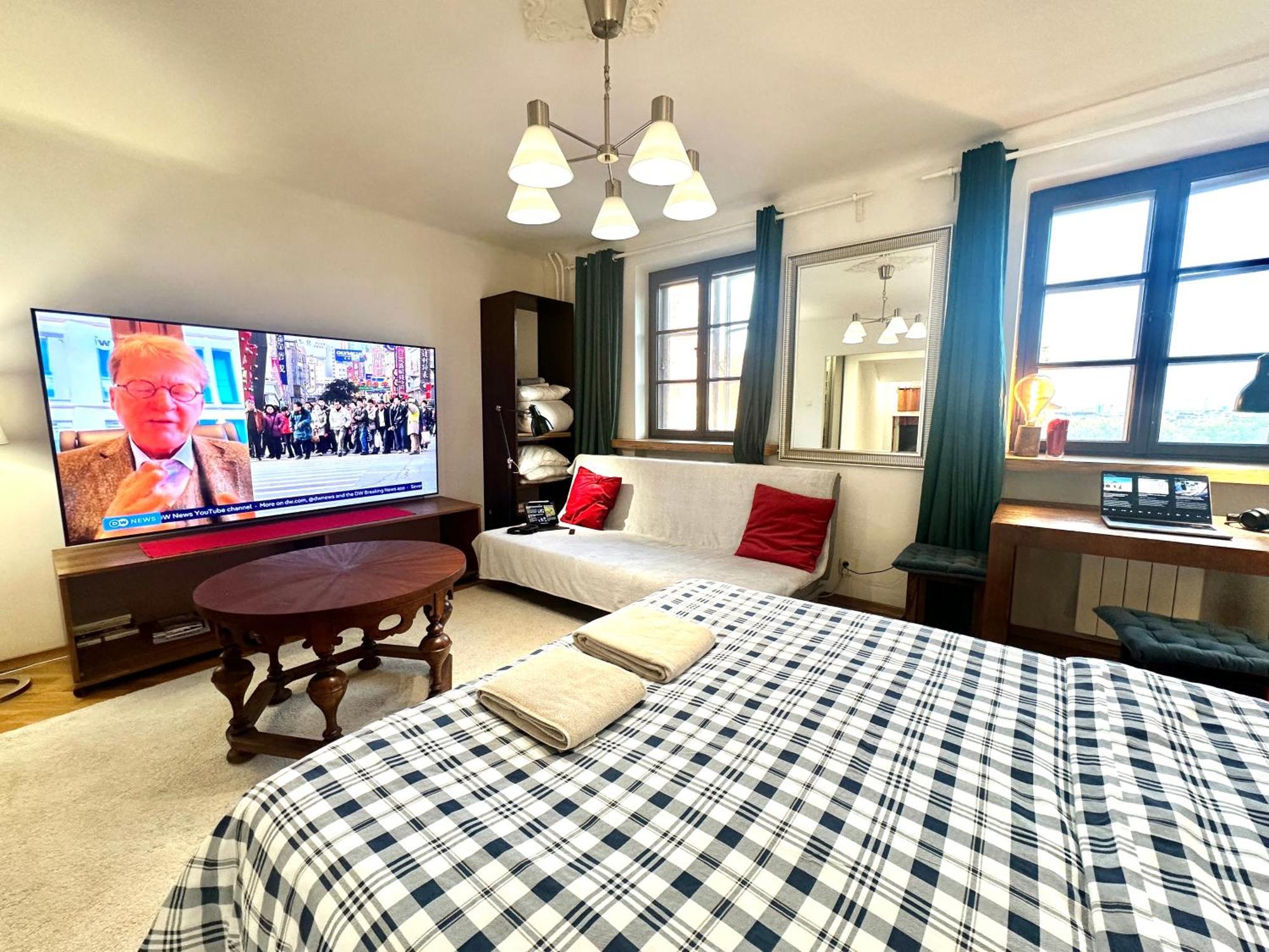 Old Town Best View Wifi 300 Mb/S Huge Screen Netflix Appletv Amazontv Warszawa Exteriör bild