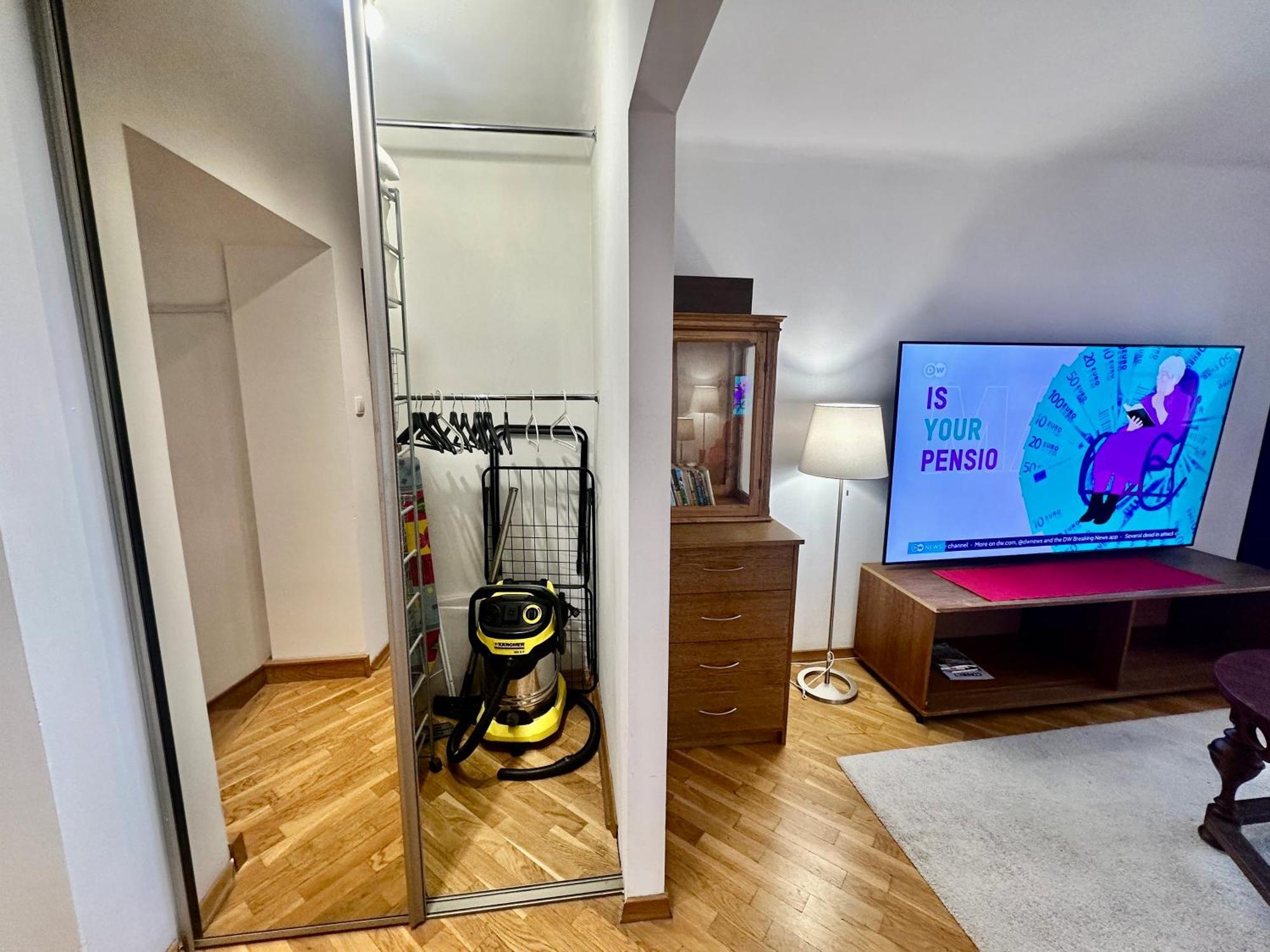Old Town Best View Wifi 300 Mb/S Huge Screen Netflix Appletv Amazontv Warszawa Exteriör bild